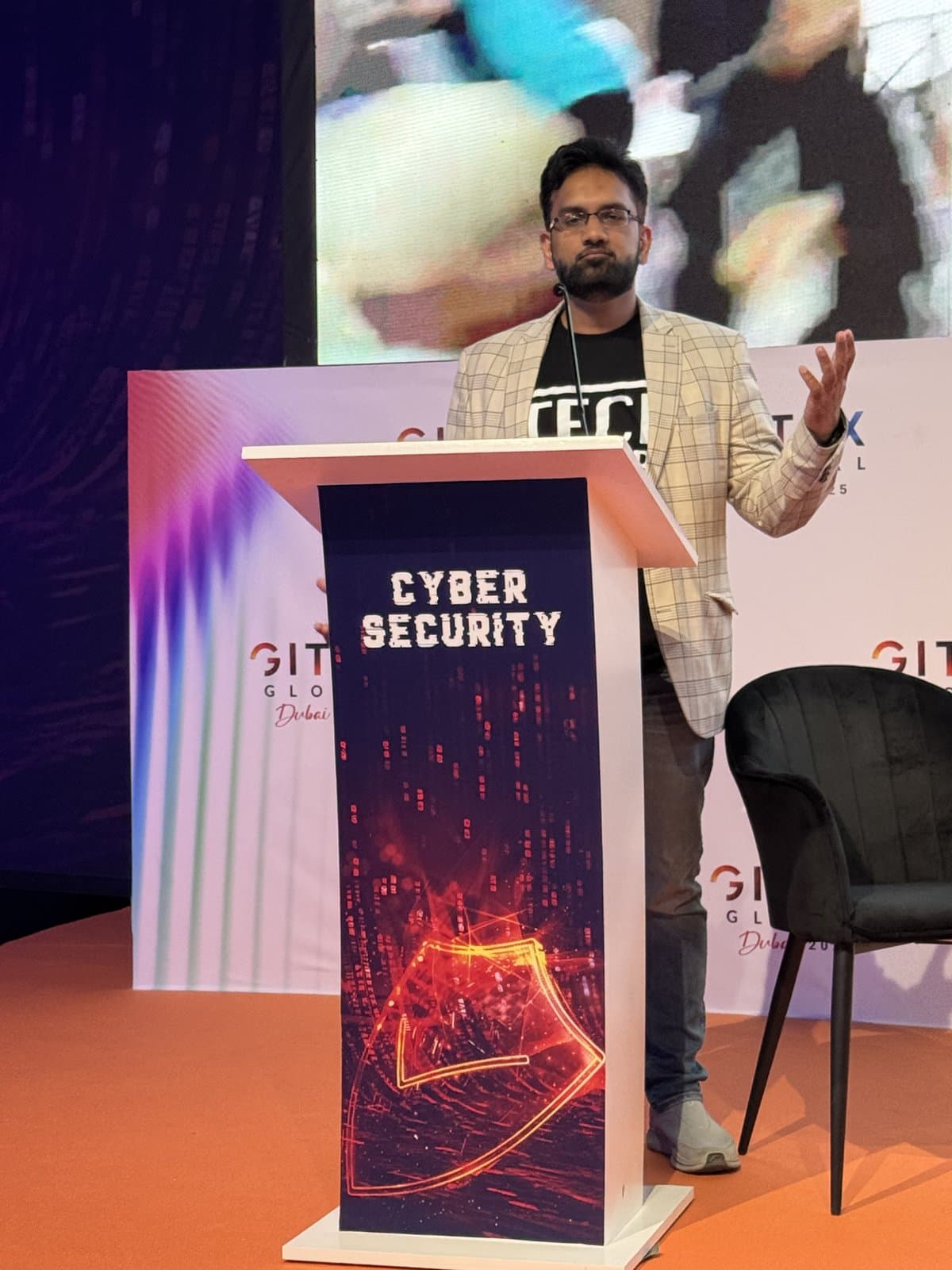 Cybersecurity stage